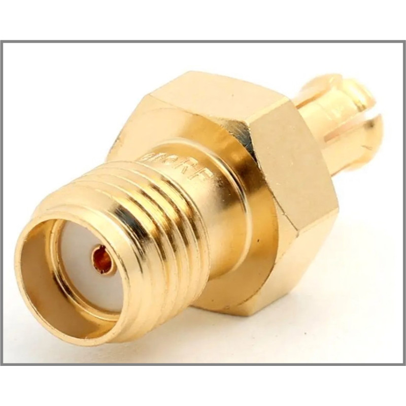 Перехідник гніздо SMA — штекер MCX