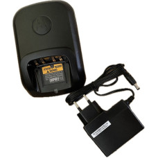 Зарядний пристрій до портативних радіостанцій Motorola DP2400 / DP2600 / DP4400 / DP4600 / DP4800 / R7 / R7A Зарядний пристрій до портативних радіостанцій Motorola DP2400 / DP2600 / DP4400 / DP4600 / DP4800 / R7 / R7A