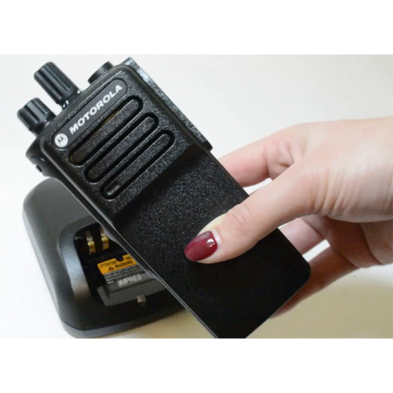 Motorola VHF DP4400е з AES 256 Радіостанція MOTOTRBO, діапазон низькочастотний (136-174 МГц), з шифруванням AES256, цифрова портативна рація