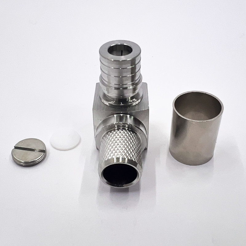 Разъем QMA-Male на кабель RG-8/LMR400 под обжим, угловой