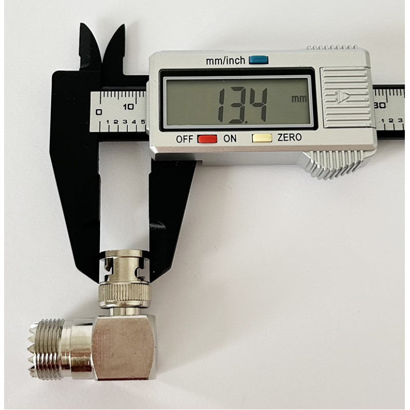 Переходник BNC-Male - UHF-Female 90°(коннектор папа - мама) угловой