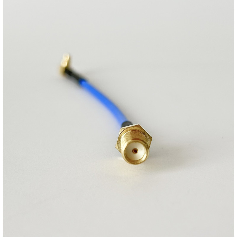 Пигтейл MMCX-Male - SMA-Female ВЧ кабель переходник ss405 10 см угловой